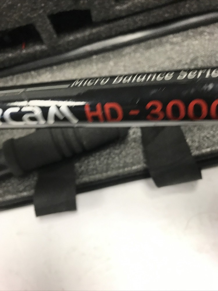 FLYCAM HD-3000 Handheld Video Stabilizer w/ Case & Quick Release