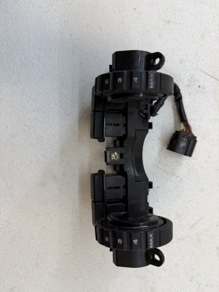 HONDA GL1800 HEATER & METER SWITCH ASSY.