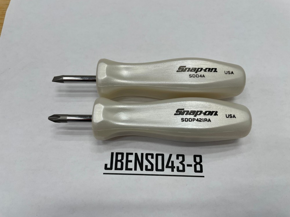Snap-on Tools RARE PEARL WHITE 2pc Hard Standard Handle Stubby Screwdriver Set