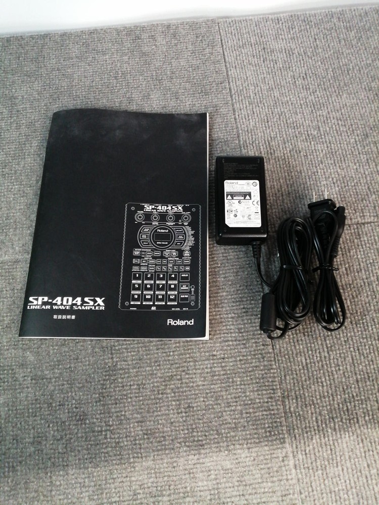 Roland SP-404SX Compact Linear Wave Sampler from Japan