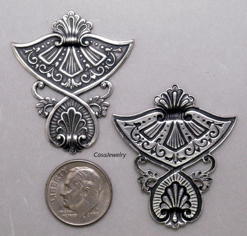 #3160 ANTIQUED STERLING SILVER PLATED CELTIC SHIELD COMPONENT - 1 Pc Lot