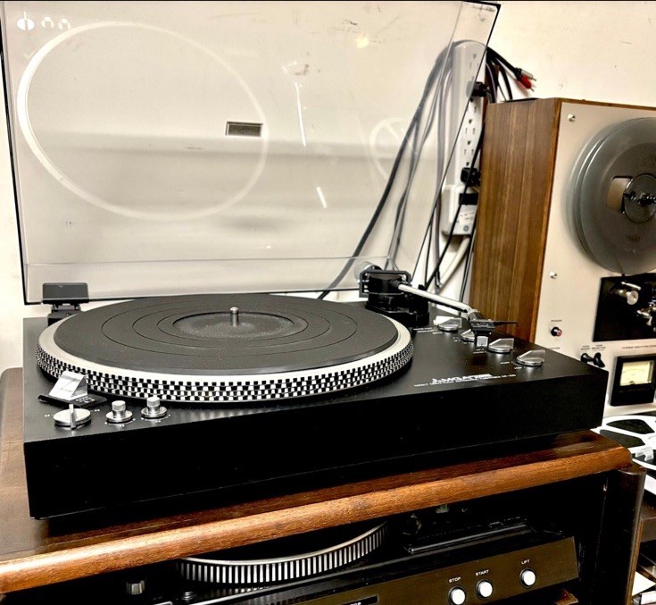 MGA Mitsubishi Direct Drive Fully Automatic DP-620 Turntable