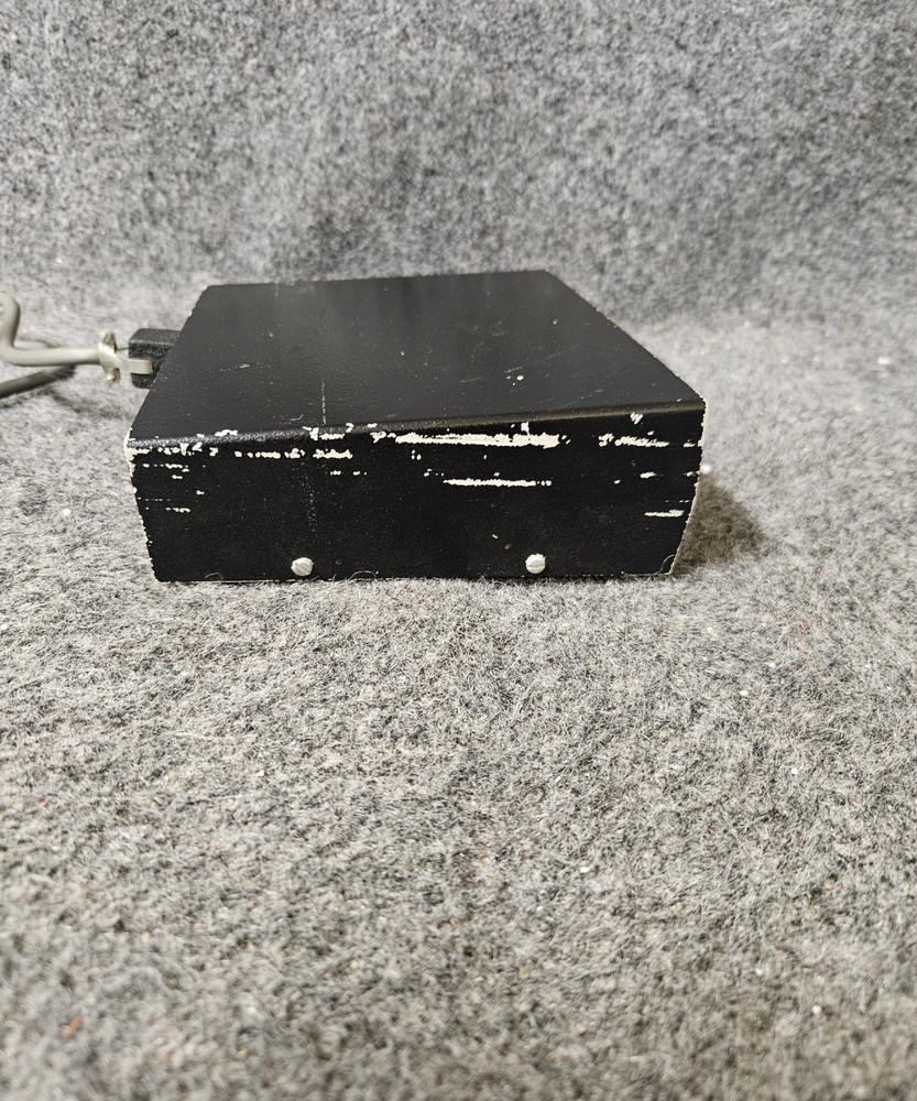 RFE 100 RF ENGINEERING FREQUENCY DISPLAY FOR DRAKE