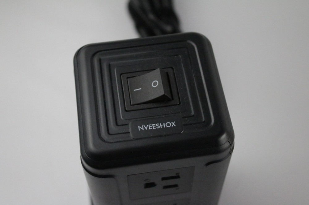 NVEESHOX Vertical Power Socket