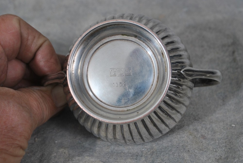 International Silver Co. Pattern 1152 Creamer and Sugar Serving Excellent