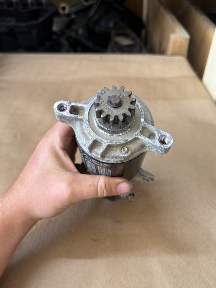 OEM JOHNSON STARTER PN# 0584980 (B-79)