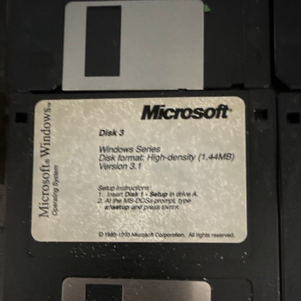 Microsoft Windows 3.1 Operating System 3.5" Floppy Disk Set English