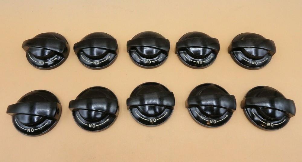 VINTAGE BAKELITE KNOBS (Lot of 10)