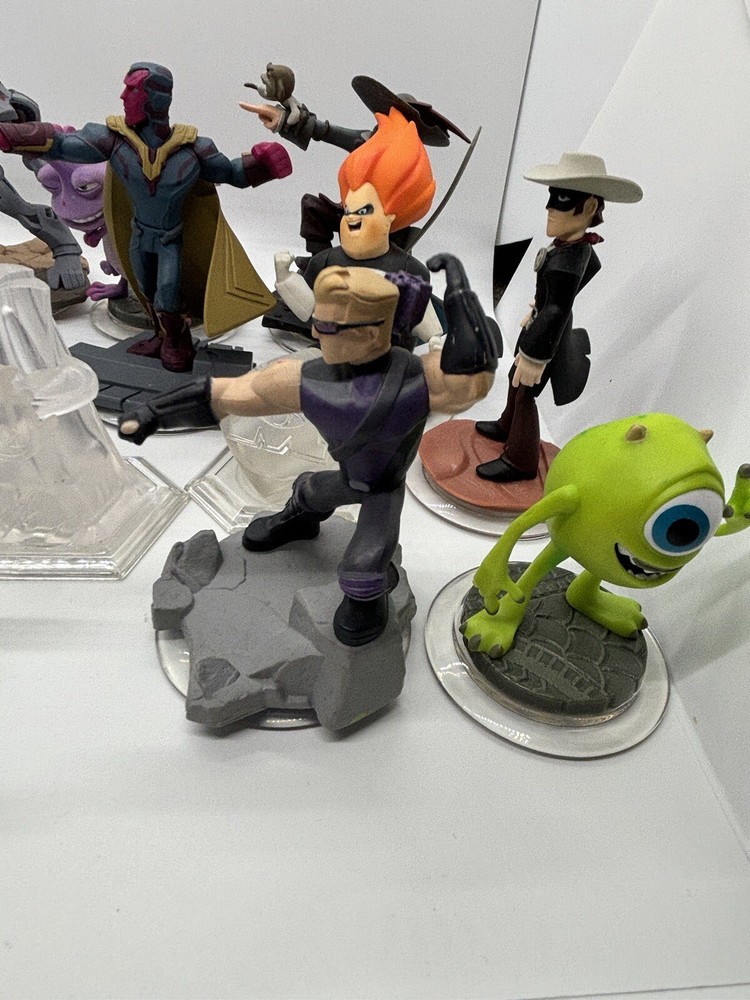 Disney Infinity Interactive Figures. Marvel