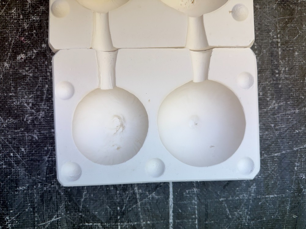 VINTAGE BOOTHE CERAMIC MOLD #637 ONIONS