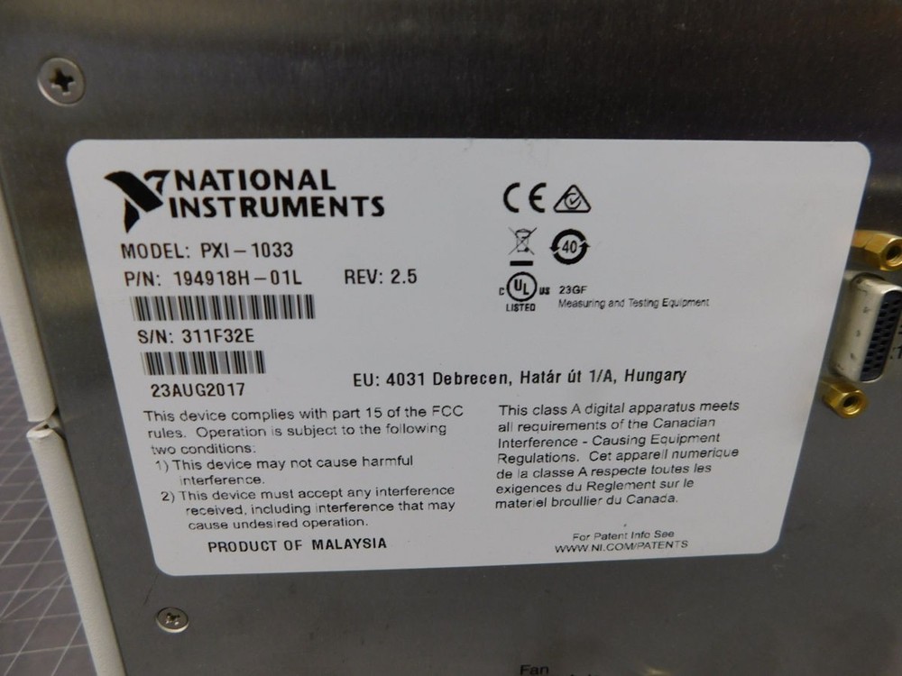 NATIONAL INSTRUMENTS PXI-1033 MAINFRAME M4699