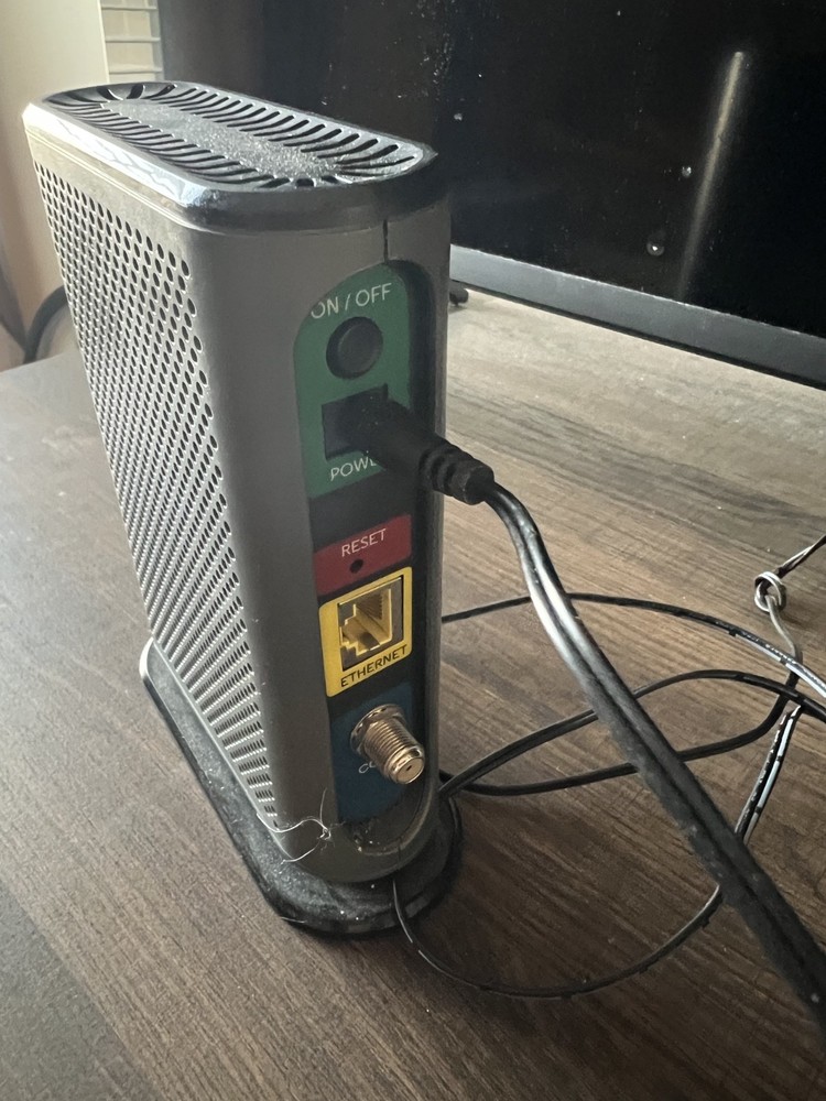 Motorola MB7220 DOCSIS /3.0 Cable Modem