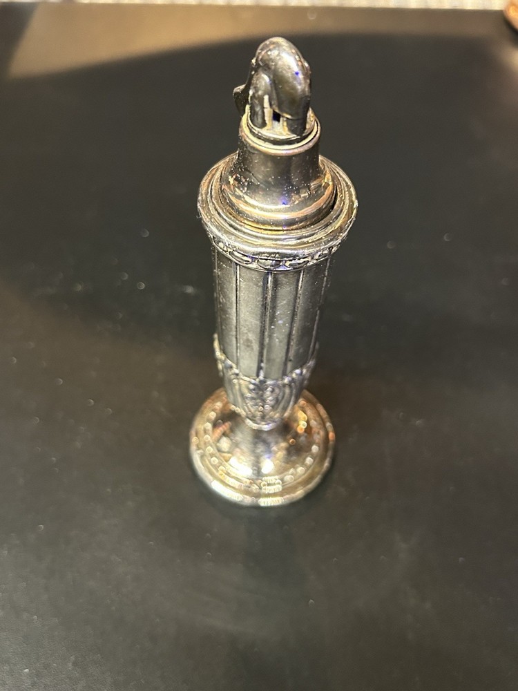 Ronson "Juno" silver-plated vintage table lighter.