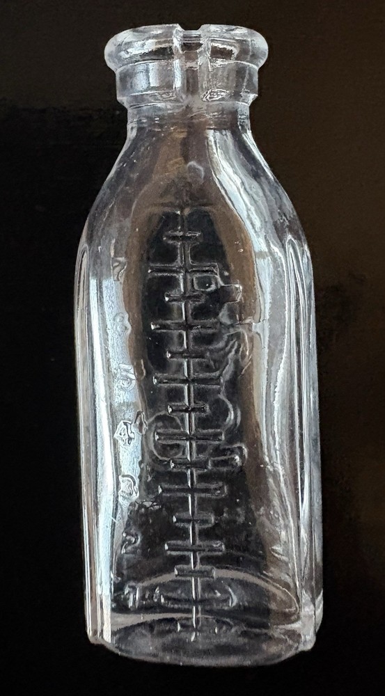 VINTAGE - 4 Small Clear Glass Bottles