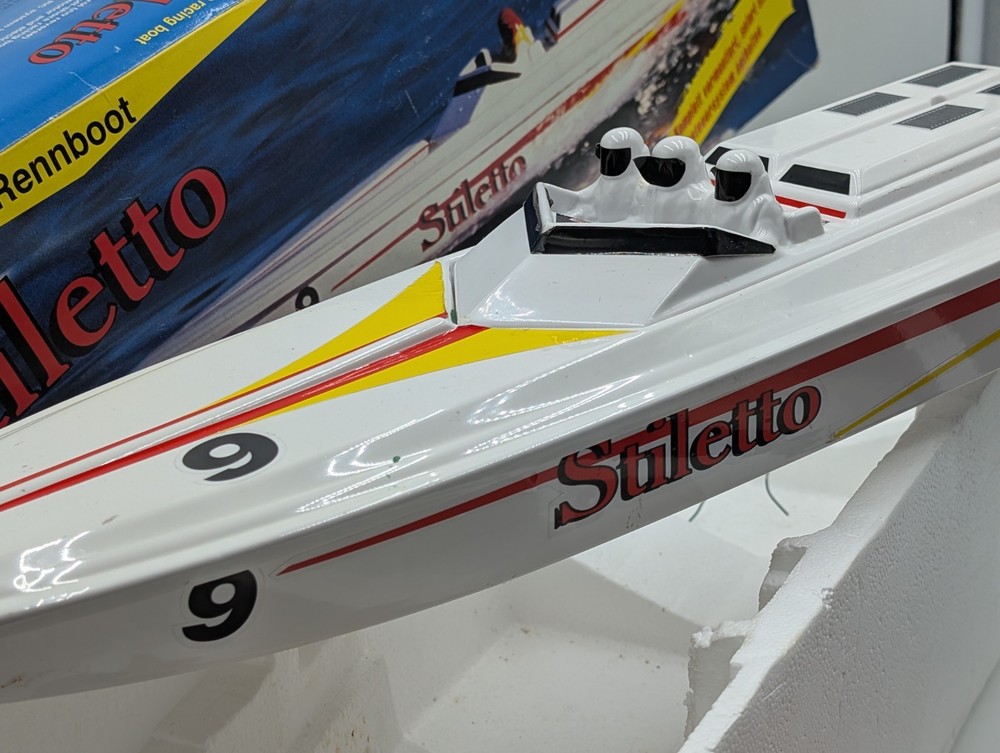 Graupner Stiletto RC Offshore Racing Boat 2107 (Untested)