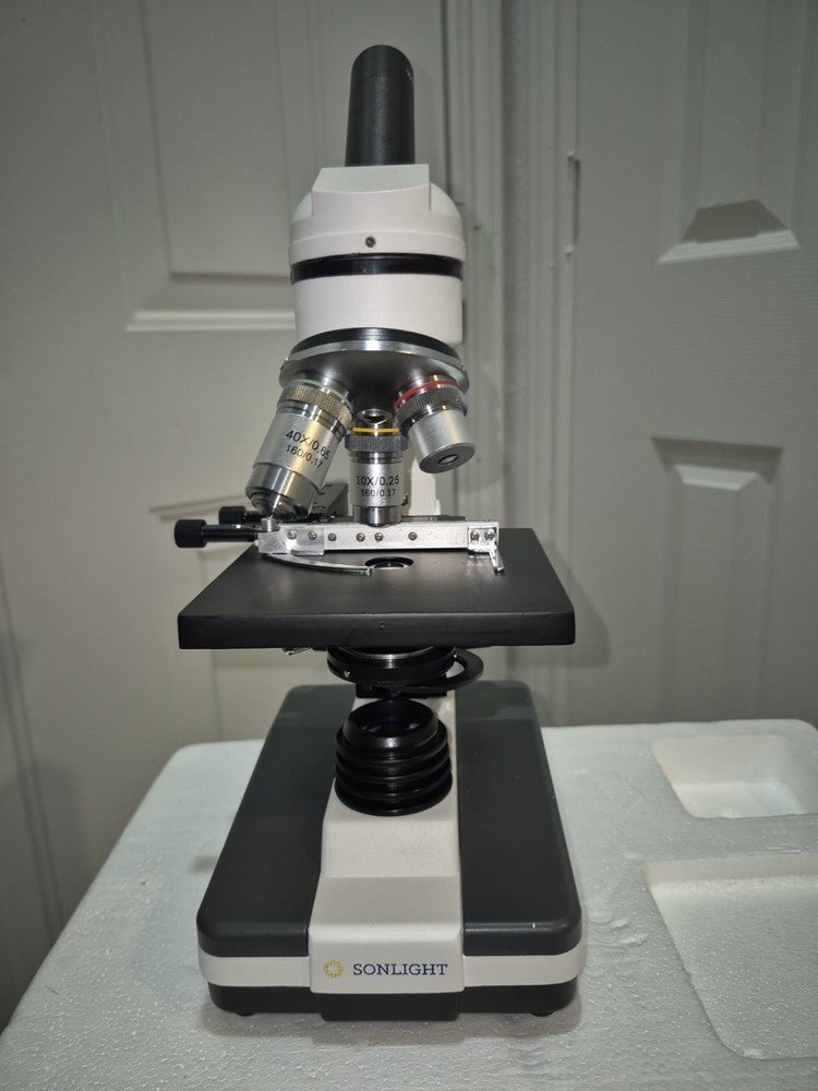SONLIGHT MICROSCOPE ISO 9001 (Lost power cable)