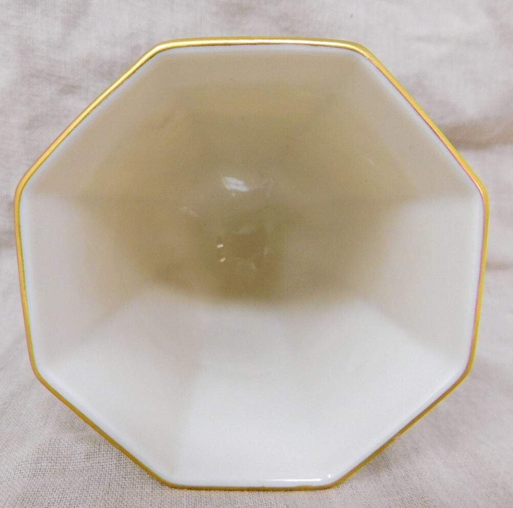 Lenox Judaic Collection Kiddush Cup Embossed Ivory Octagonal Shape 10 oz. New