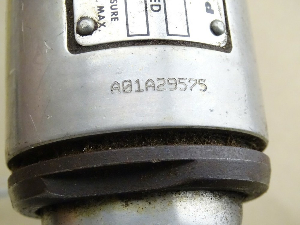 Ingersoll Rand Extended Air Pneumatic Angle Grinder , 77A60P107