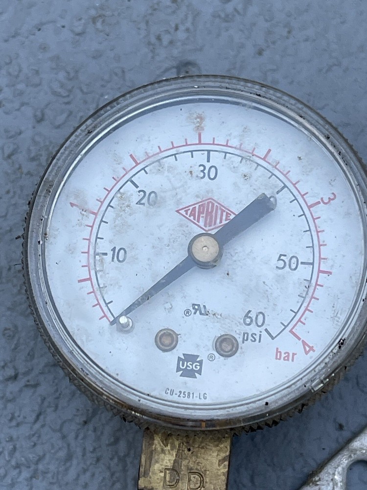 Taprite/Banner co2 regulator Draft Beer Lot All Used But Working Great