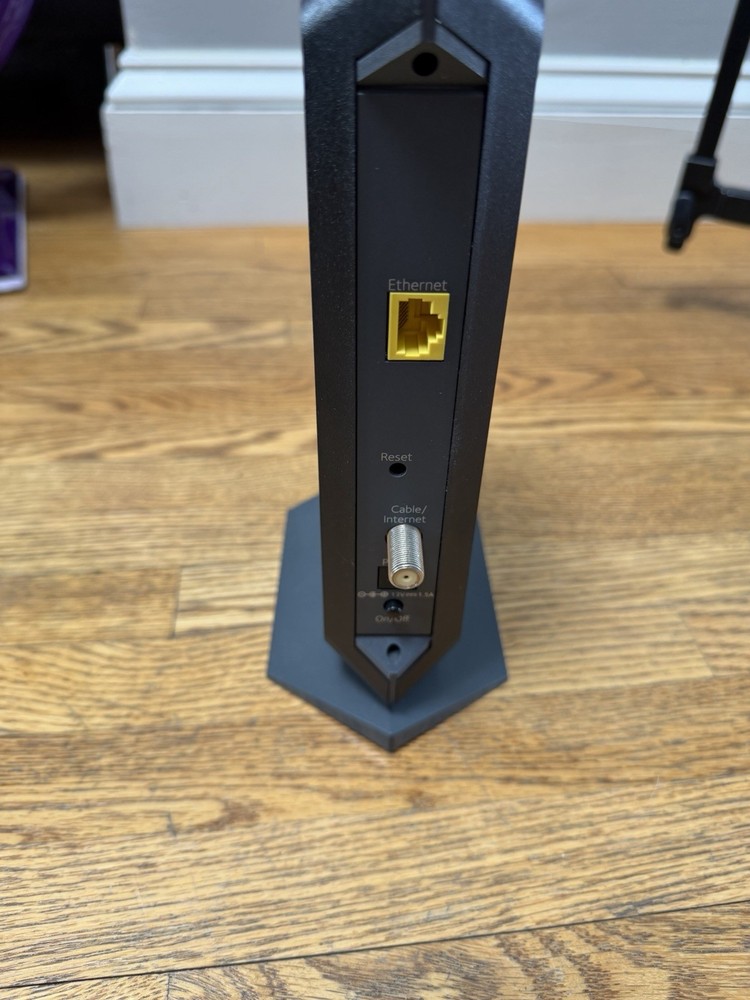 Netgear CM600 Modem