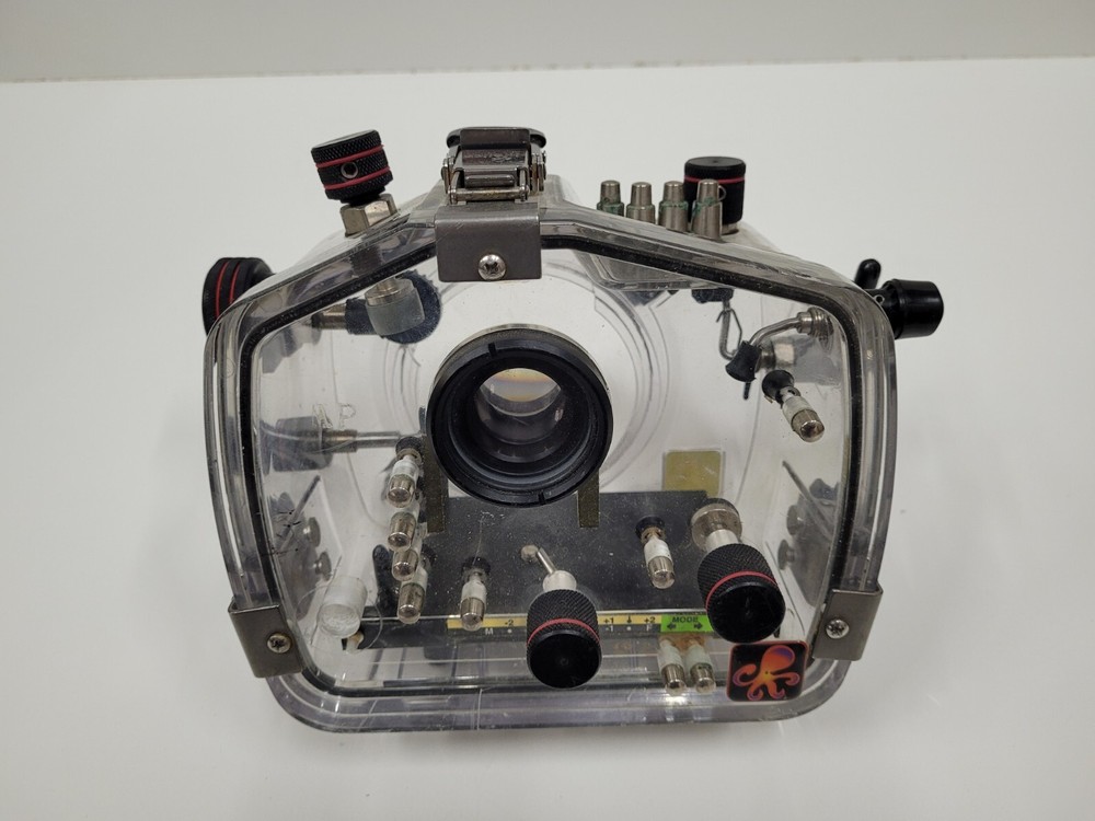 Ikelite Underwater Camera Housing Diving