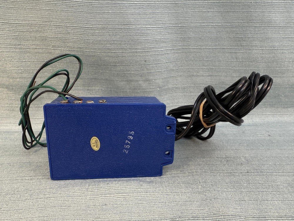 Vintage Life-Like Hobby Transformer for Model Train Sets - Untested