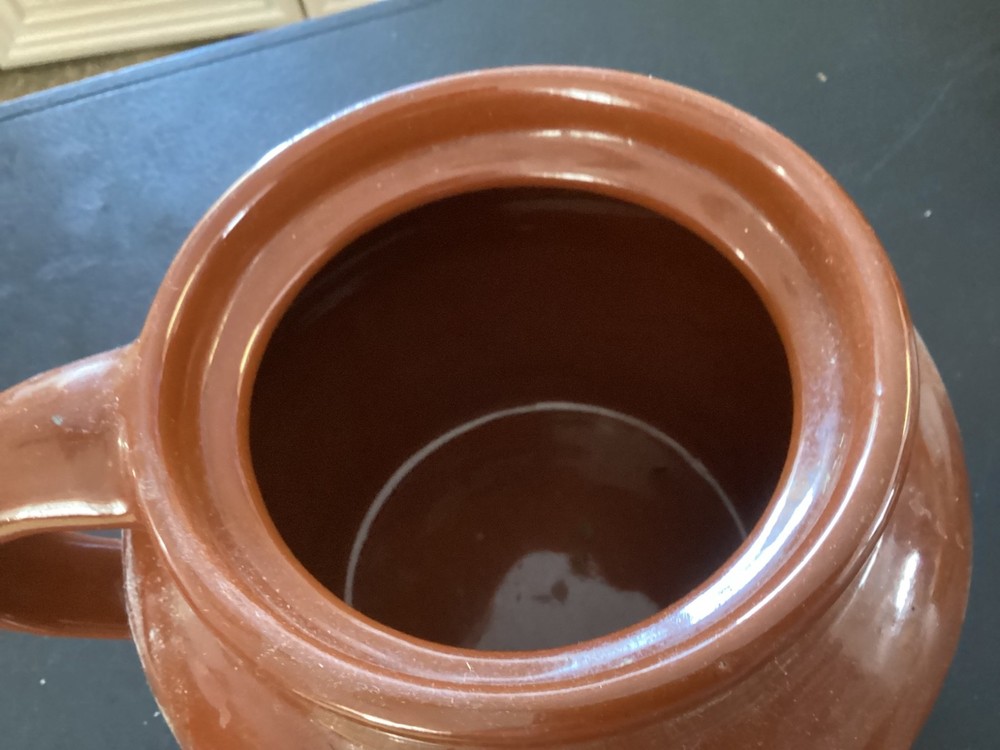 Heavy Brown Single Handle Bean Pot with Non Matching Lid