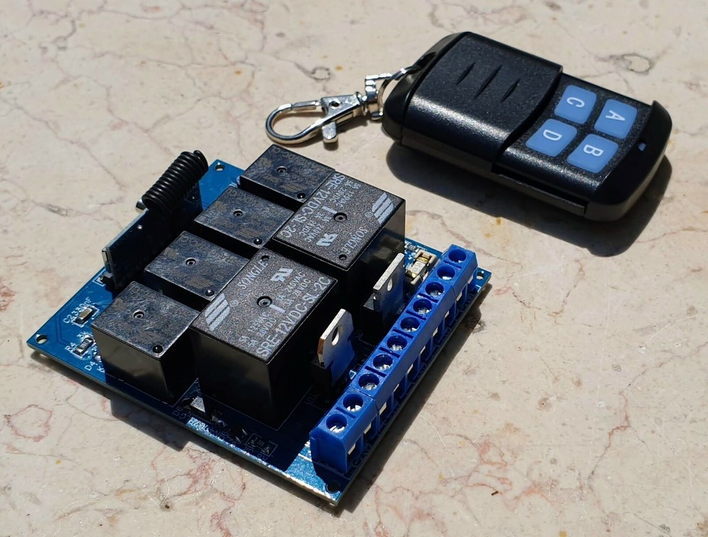 Wireless Remote Control 12VDC 5A Single Axis Solar Panel Sun Tracking Controller