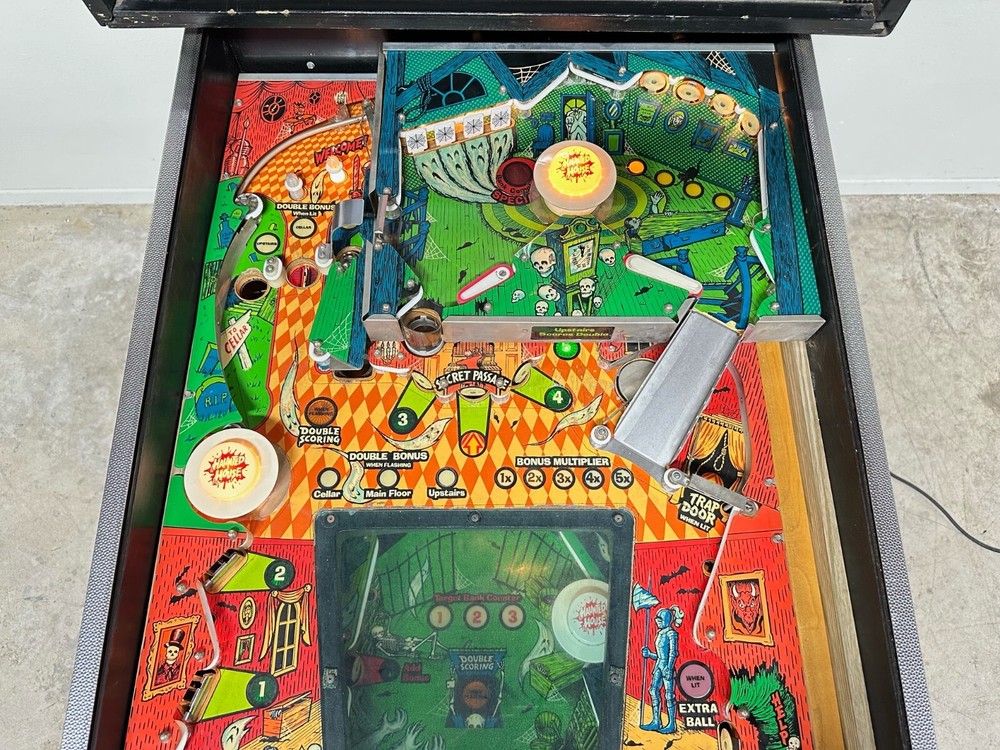 1982 Gottlieb Haunted House Pinball Machine