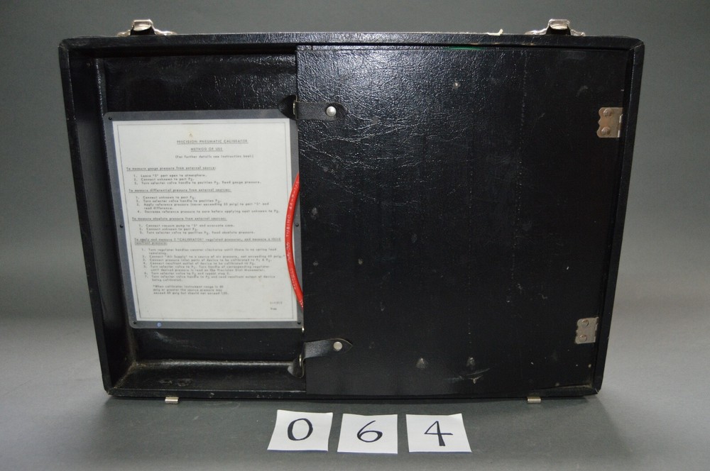 PORTABLE PRECISION PNEUMATIC CALIBRATOR SERIES FA-235