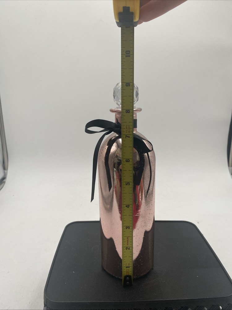 Decorative Glass Bottle With Plug As A Cap