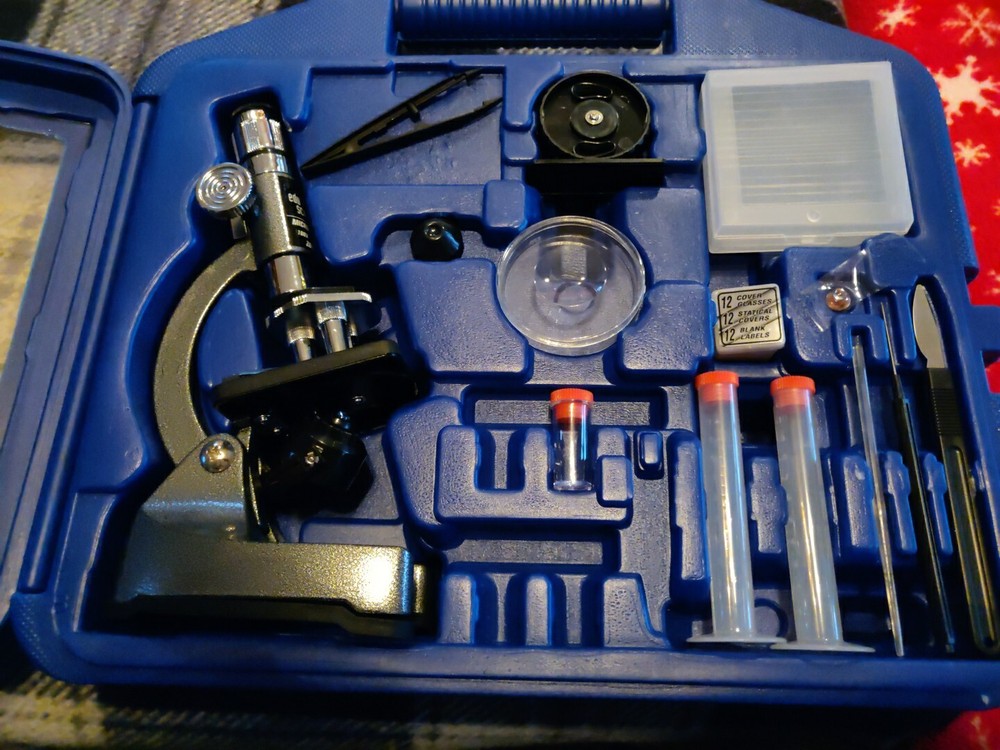 Edu Science Microscope Lab Sold As Is. Not Used But Not Complete