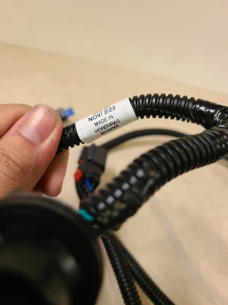 Tail Light Wiring Harness - GM (84234369)