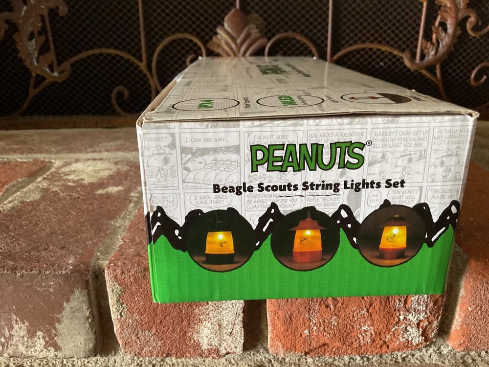 Peanuts Beagle Scouts Mini Lantern 10-piece String Light Set (New in Box)