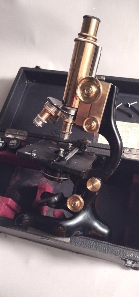 LEITZ MICROSCOPE 1925 S/N236130