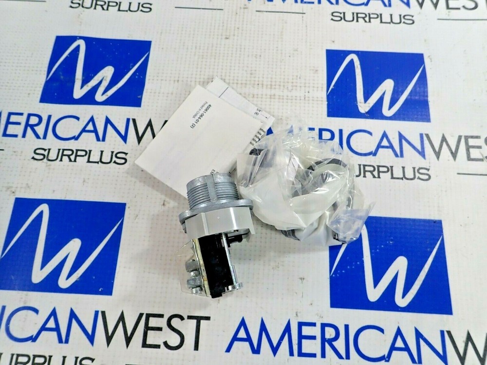 ALLEN BRADLEY 800T-H2 SER T SELECTOR SWITCH *NEW*