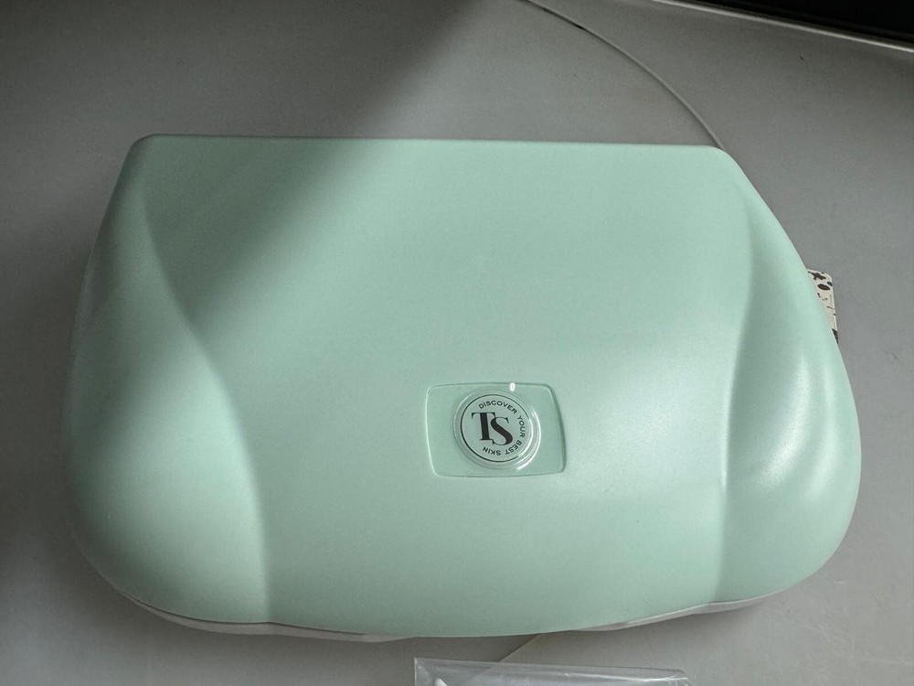 Trophy Skin MicrodermMD at Home Microdermabrasion Machine + Tips