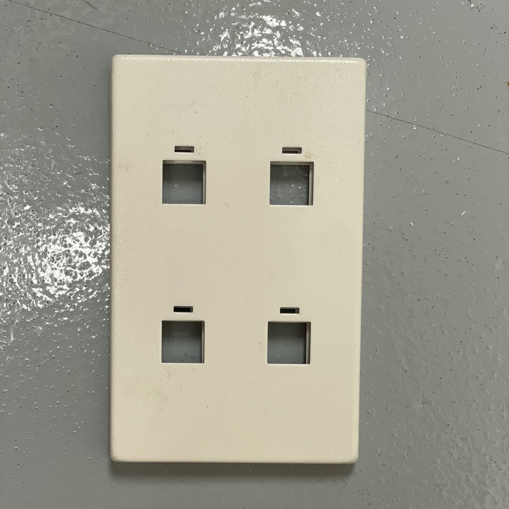 LiteTouch  Face Plate 4 Holes