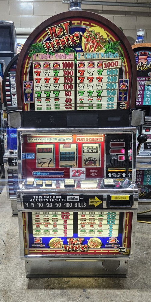 IGT S2000 HOT PEPPERS SLOT MACHINE
