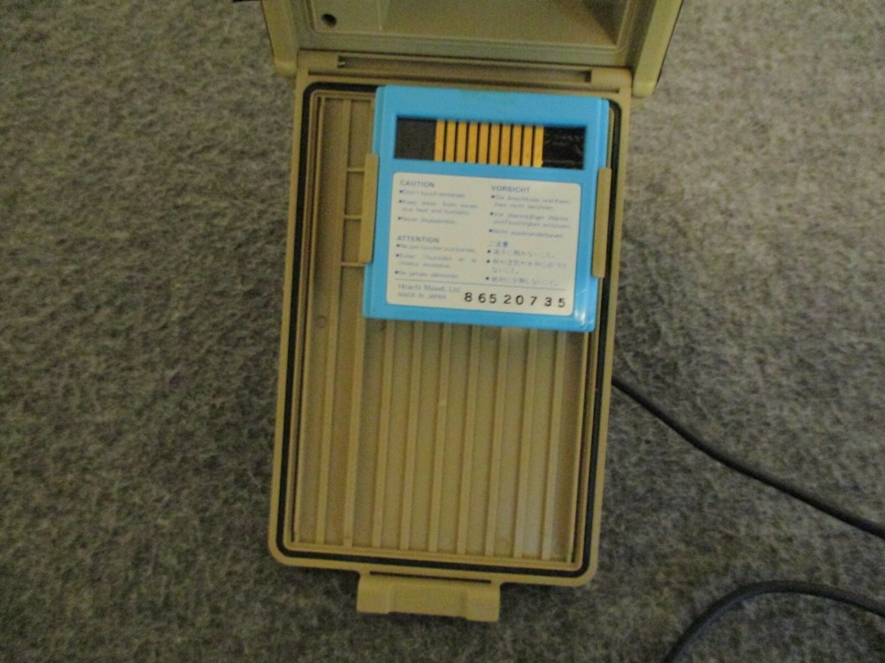 VINTAGE NIKON DATA RECORDER DR-2 W/ AC ADAPTER AD-81D JAPAN - POWERS UP/UNTESTED