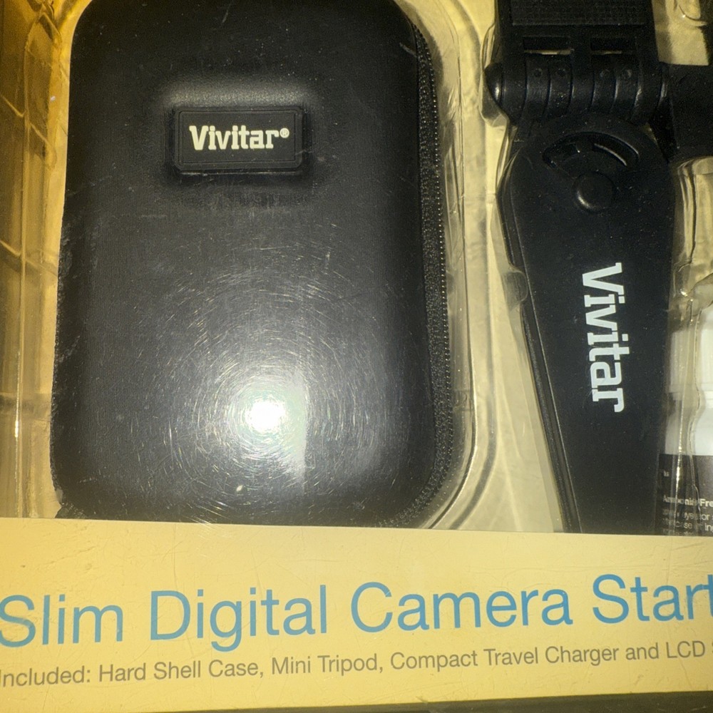 Vivitar Digital Camera Starter Kit Case Mini Tripod Cleaning Kit Protector🎁