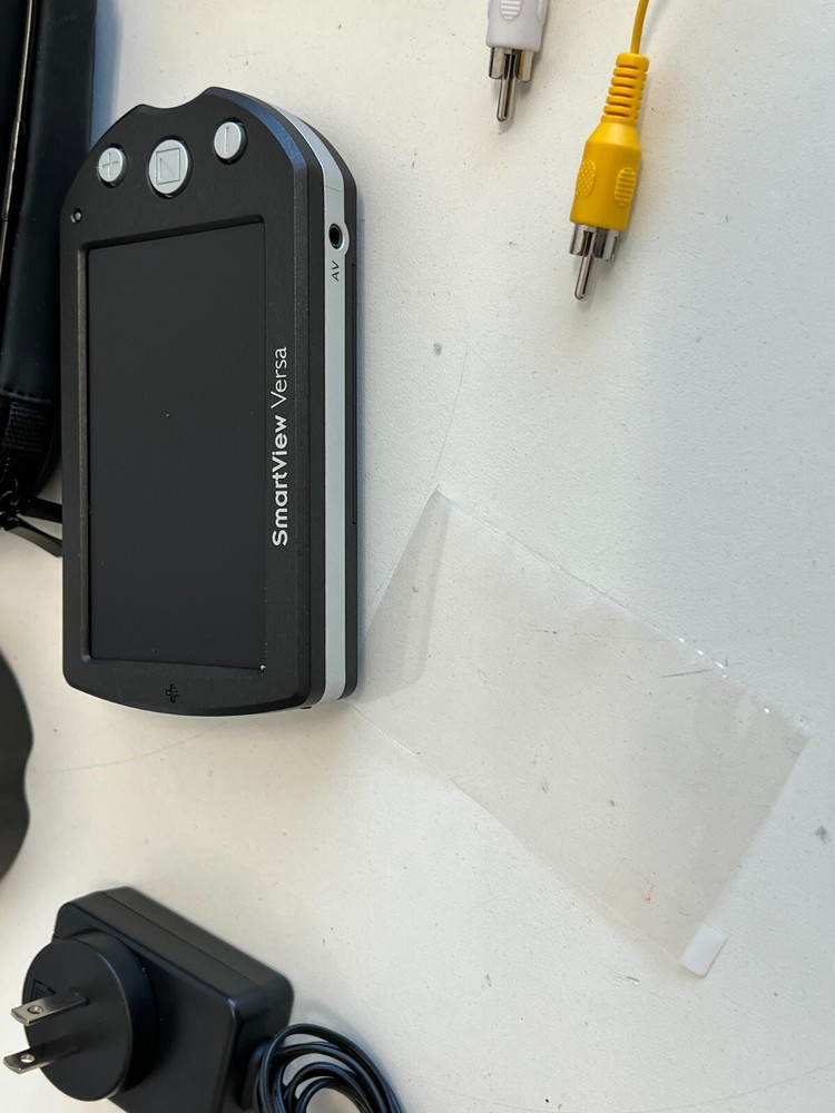 PP27: Humanware SmartView Versa Handheld Electronic Magnifier - Read Condition