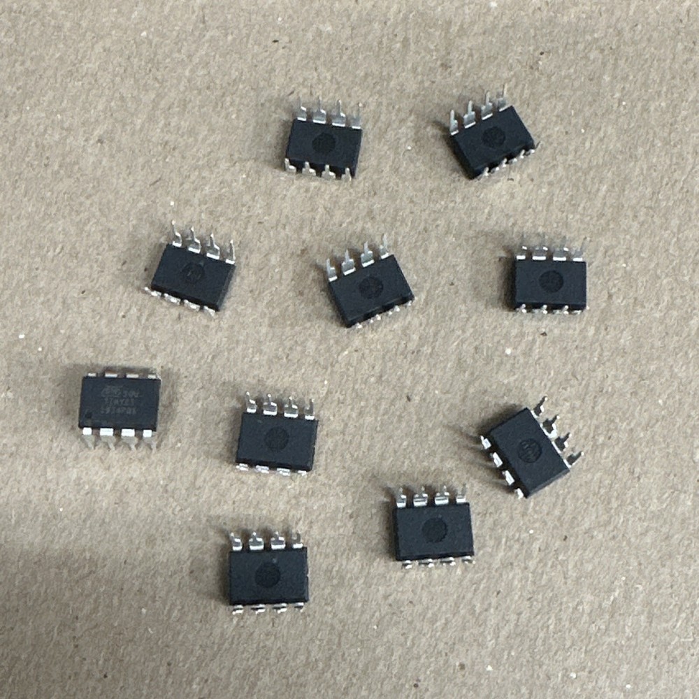 (10) ATTINY85-20PU Microchip Microcontroller IC MCU MicroChips