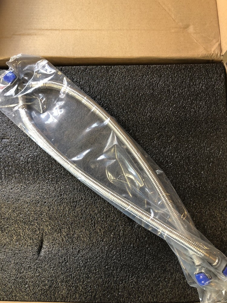 Chrome Two Handle Basin Faucet PHO_0YS4QUT0