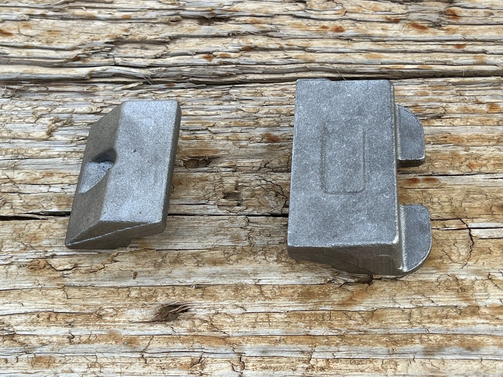 Class II Pallet Fork Blade Hook Set 4" Fork Tine Top & Bottom Hooks Cast Steel