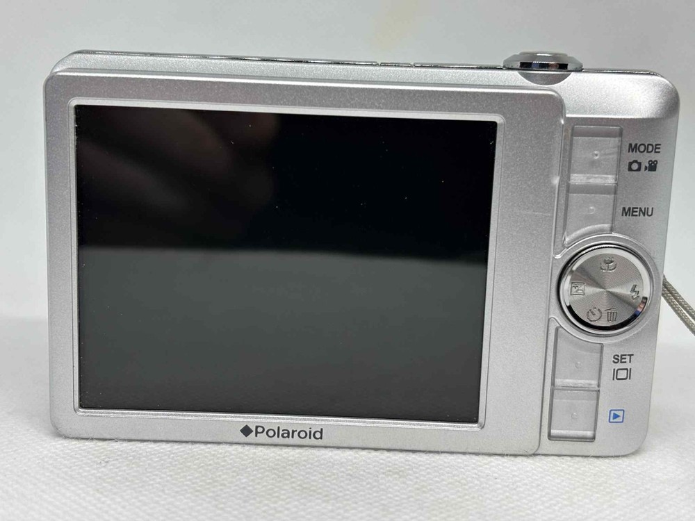 Polaroid t831 8.0 Megapixel Digital Camera - untested, read