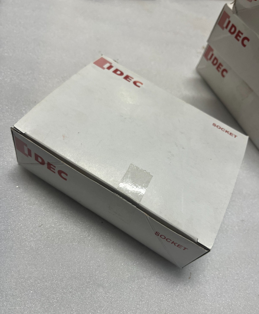 New Lot of 10 IDEC SR3P-05 Relay Socket 9N802