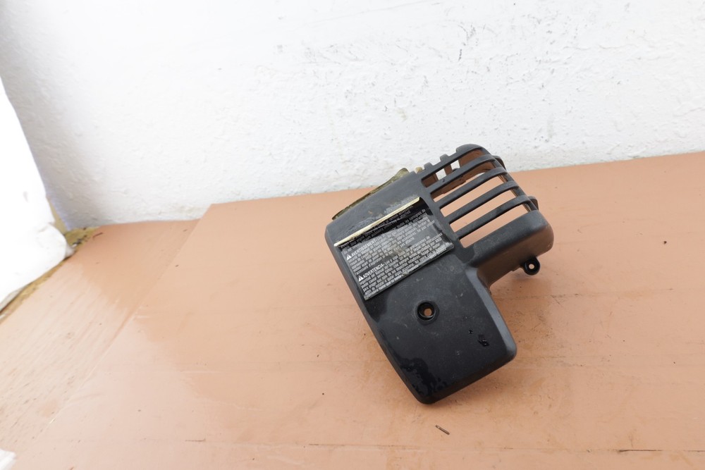 McCulloch MB3201 Blower OEM Cylinder Cover