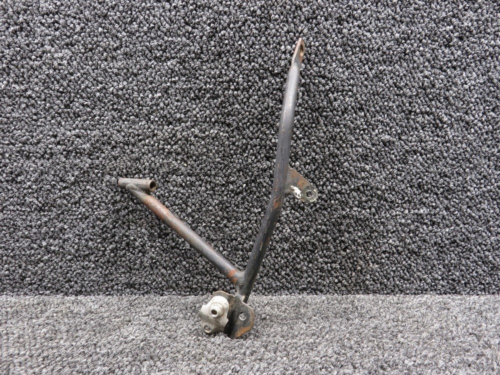 0551022-1 Cessna 172N Throttle Support Control Bracket