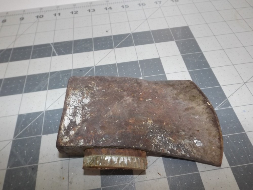Vintage Unbranded Single Bit Hatchet Axe